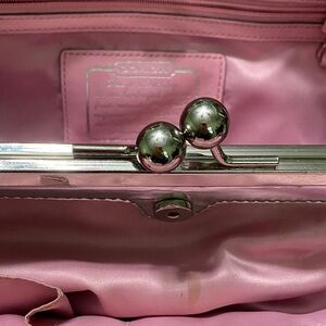 Pink Coach $5.00 start!! Don’t miss this!!